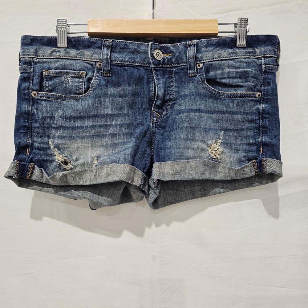Express Jeans Womens Size 6 Blue Distressed Cuffed Denim Shorts Girl Next Door